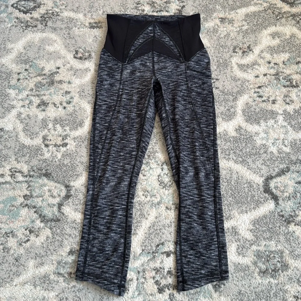 Lululemon Exquisite Crop Leggings